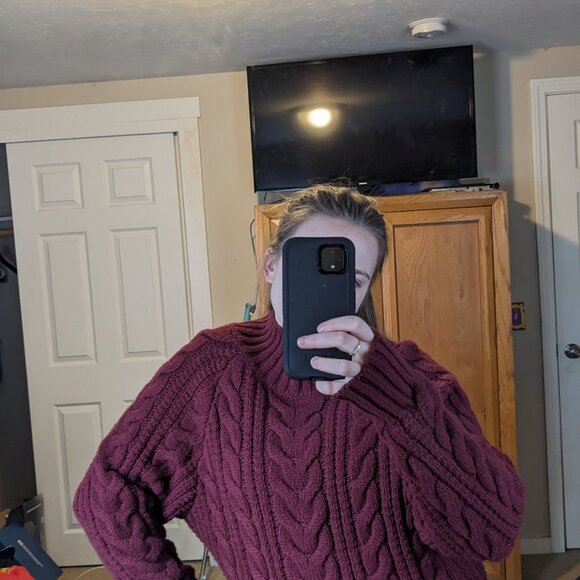 Maroon Sweater - Picture 5 of 5
